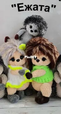 zaika vyazhet - Irina Remeslova - Ирина Ремеслова - Little Hedgehogs - Ежата - Russian