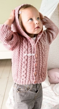 Süße Baby-Zopfjacke by Rico Design-German-Free