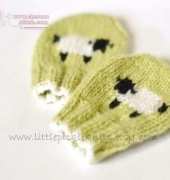 Little BaaBaa mittens by Linda Whaley - Rocket Clothing Company