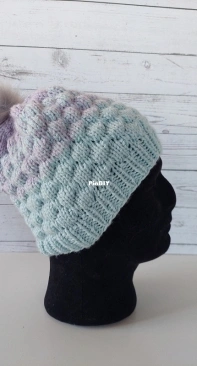 Making Bubbles Beanie by Sofia Moussa-Free