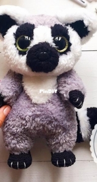 Crochet Plush Teddy / My Toy Crochet - Natalia Loyl - Lemur