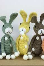 Stip en Haak - Herriët van de Wiel - Mini Snuf the Rabbit - Dutch