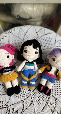 KPOP designed by Green Frog Crochet