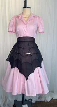 Charm Patterns - Spiderweb Apron