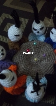 Crochet needle pad