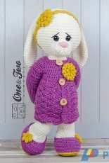 One and Two Company - Carolina Guzman - Blossom the Big Bunny - Russian - Translated