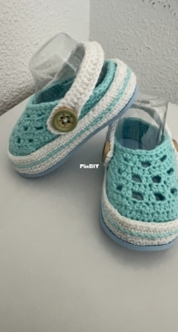 Crocs for newborns