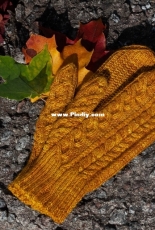 Kekri Mittens by Outi Nousiainen-Free