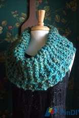 Lagerman Knits- Sassenach Cowl by Phyll Lagerman -Free