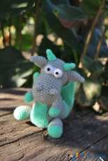 Amigurumi dragon