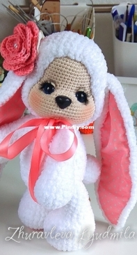 Lyudmila Zhuravleva - Fluffies White Rabbit  - English