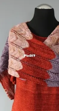 Bohemian Spa Shawl by Daniela Mühlbauer - English, German
