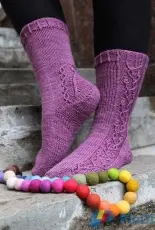 Keväthuuma Socks by Tiina Kuu -Eng.,Finnish-Free