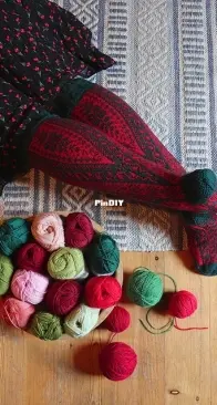 Elli Ilona Socks by Heinikki design - Russian Translated