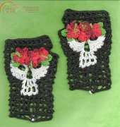 Spider Mambo Designs - Laurie Kahn -Friedas Birthday Gift Fingerless Gloves Pattern