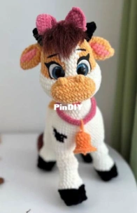 Evgenia knitted toys - Evgenia Gavrilova - Евгения Гаврилова - Cow - Бурёнка - Russian
