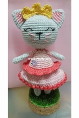 Amigurumi Princess Cat