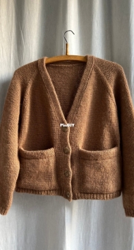 Refined Knitwear - Capulus Cardigan V-neck by Rikke Bangsgaard - Russian