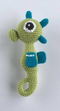 Unkeldesign - Mikkel Beck Hansen - Seahorse rattle - Soheste rangle - Danish - Free