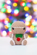Bunnies and Yarn - Michelle Alvarez - Baby 24 Gingerbread Man