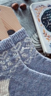 Chaussette De Noel / Christmas Romance Socks by Cécile Lebbe - French - Free