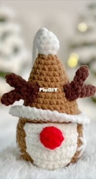 Purely Works - Nguyen Bich Thuy - Car Hanging Reindeer No Sew