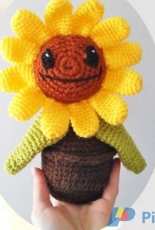 Tarturumies - Maria Bernadette Pozzi - Sun flower Plants Vs Zombies - Free Spanish