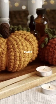 Peach and Paige - Berry Beautiful Pumpkins