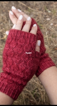 Lauf mittens - Tanya Mulokas