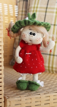KBloveknitting _ crochet strawberry doll pattern ( amigurumi toy with clothes ) _ English