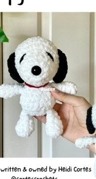 Cortes Crochets - Heidi Cortes - Snoopy and Outfits