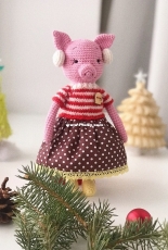 Khokhlovavalia - Valentina Konstantinova - Christmas Piggy - Russian - Free