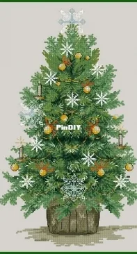Christmas Tree by Nadezhda Mashtakova XSD