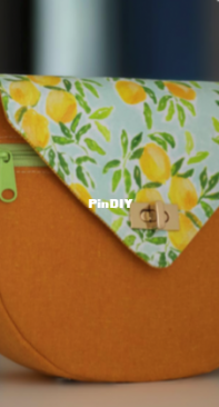 Bagstock Designs - Acacia Crossbody Bag