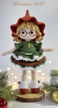 Ms Ruan Amigurumi - Hoai Nguyen - Christmas Doll