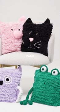 Premier Yarns - Liz Salazar - Snuggle Pal Pillows - Free