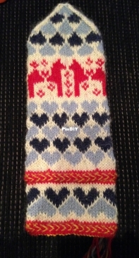 Dalalove Mittens by Stina Johanna-Free