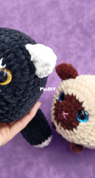 DI Creations - DIAmigurumi - Davina and Ivan - Kiki Cat