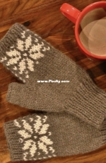 Snow Dear Mitts by Rachel Borello Carroll  - Free