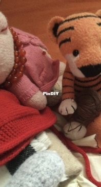 Knit doll