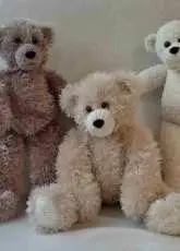 Big Bear by Pat Alinejad /HuggableBears on Craftsy