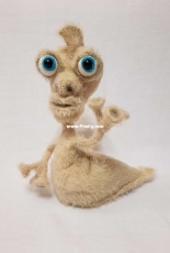 Olesya Tsareva - oltsa2808 - alien slug - Russian