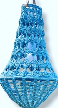 Crochet blue Lantern with leader