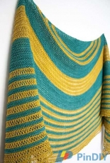 Aureola shawl by Janina Kallio