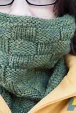 Wish I Was Weaving This Cowl by Liz Abinante -Free