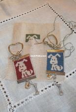 Cross Stitch Ideas - Key Chain - Dog