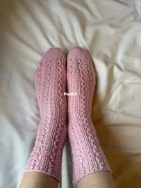 finished my pink socks!