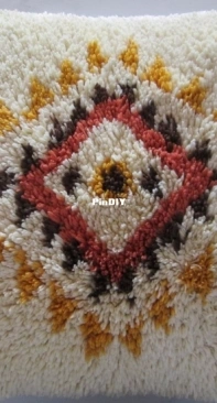 Latch Hook Kit for an cushion