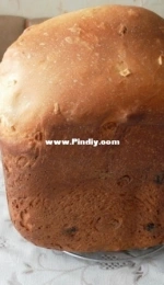 Wheat bread with raisins
