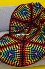 Lincraft - P002 Rainbow Triangle Throw - Free